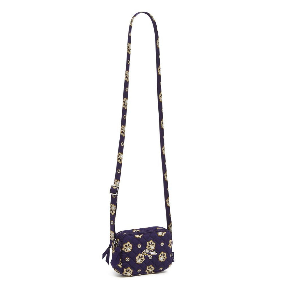 Vera Bradley Stadium Crossbody in outlet Retired 2019 Holland Garden