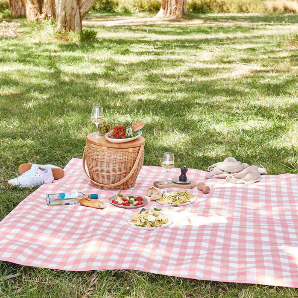 Picnic deals blanket green