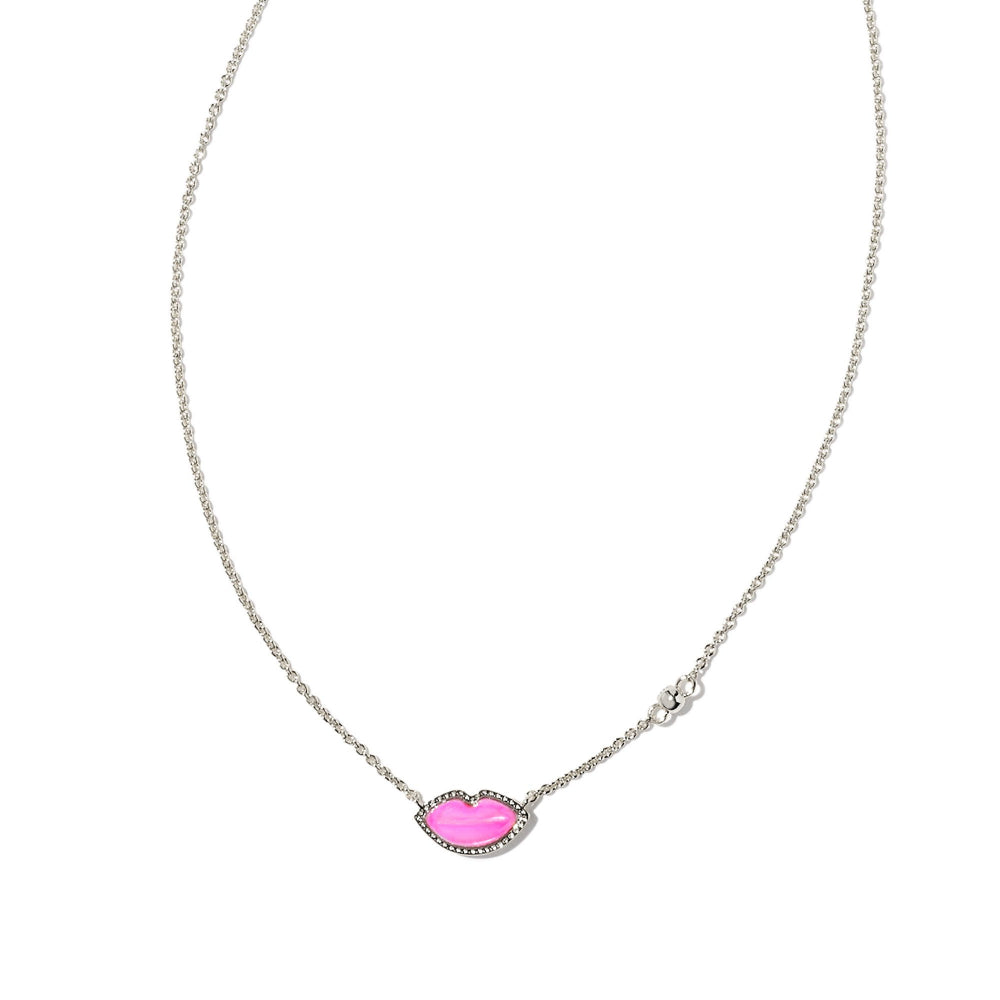 Kendra Scott Mother of Pearl Lips Pendant Necklace