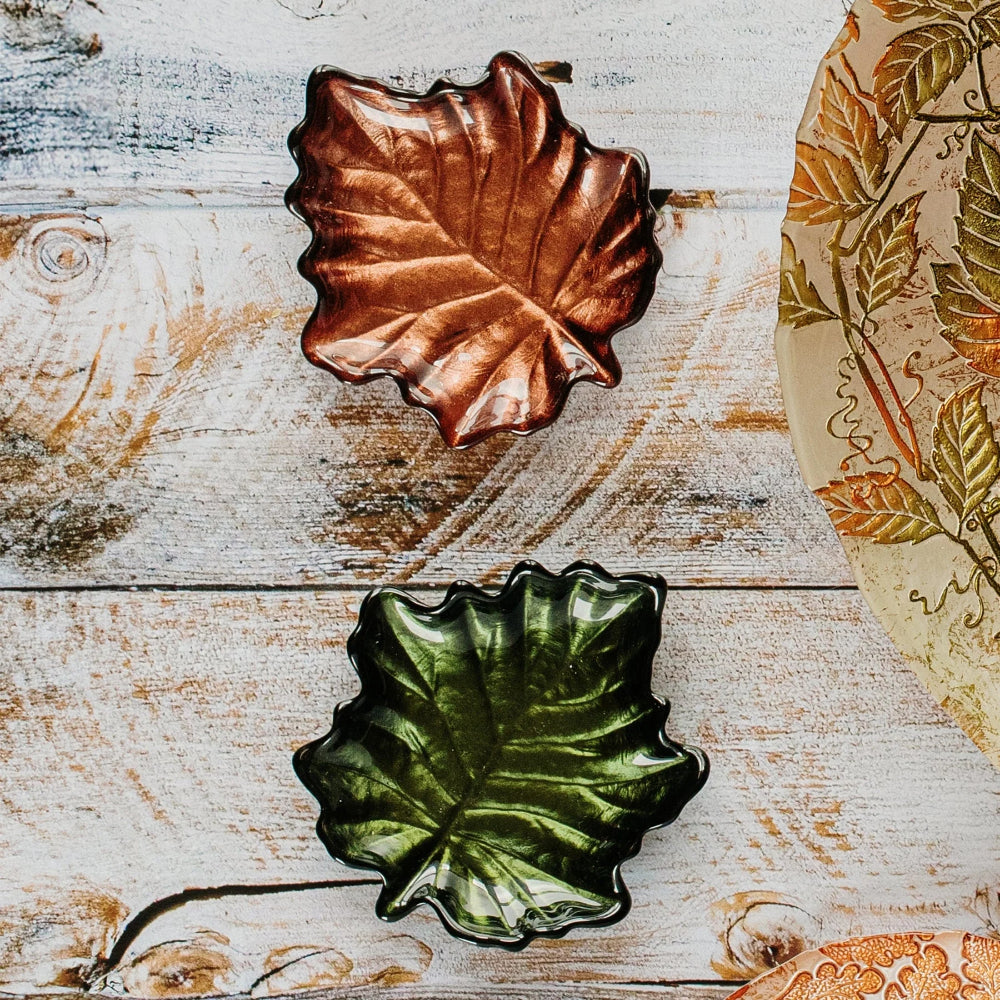 Vietri Autunno Glass Figural Leaf Canape Plate