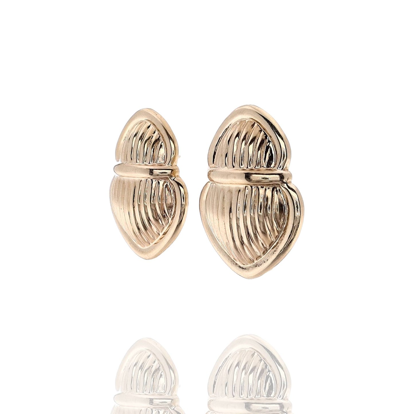 Estate 14k Yellow Gold Ribbed Scarab Pierced/Clip-On Earrings