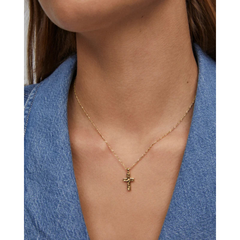 Kendra Scott Cross Pendant Necklace in Gold