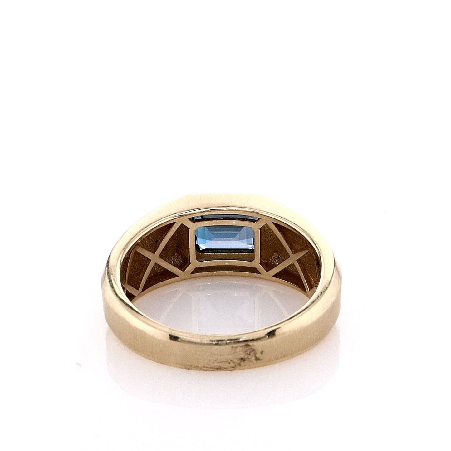 14k Yellow Gold Gents 2.10ct London Blue Topaz Band