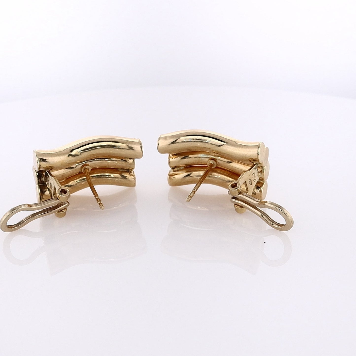 Estate 18 Karat Yellow Gold Wavy Noodle Design Omega Earrings