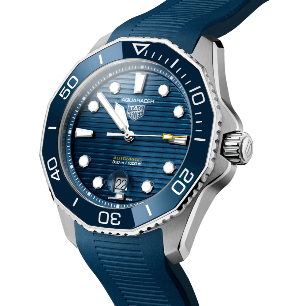 Tag Heuer Aquaracer Professional 300 GMT 43mm Steel/Blue Rubber