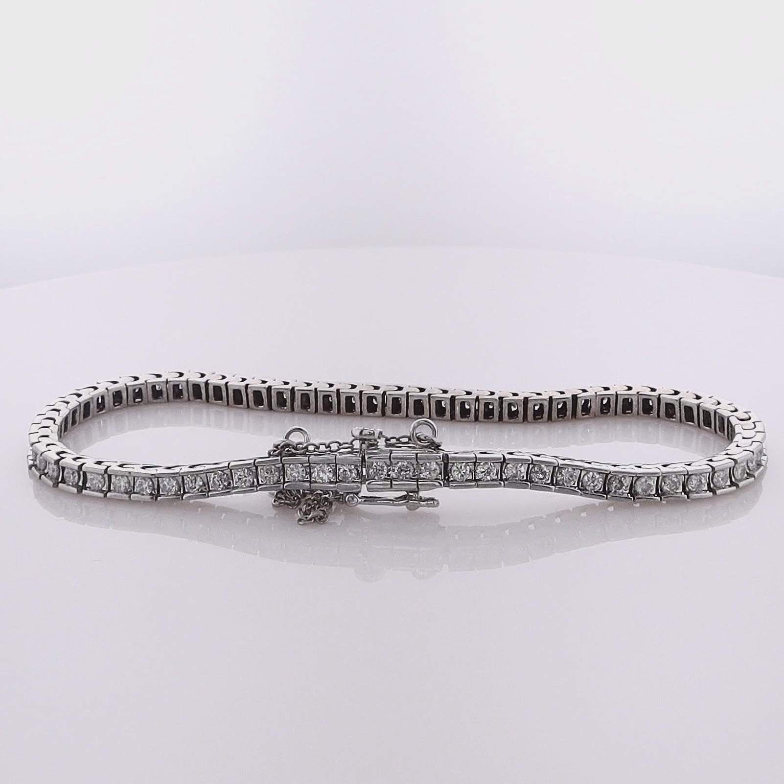 Estate 14 Karat White Gold Diamond Tennis Bracelet Smyth Jewelers